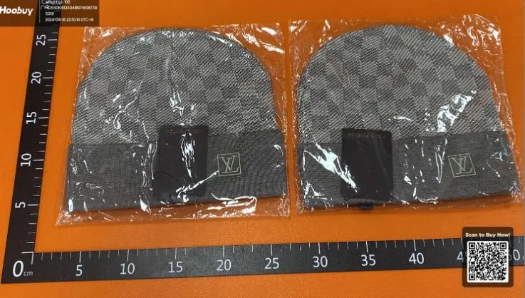 LV Beanie thumbnail 7