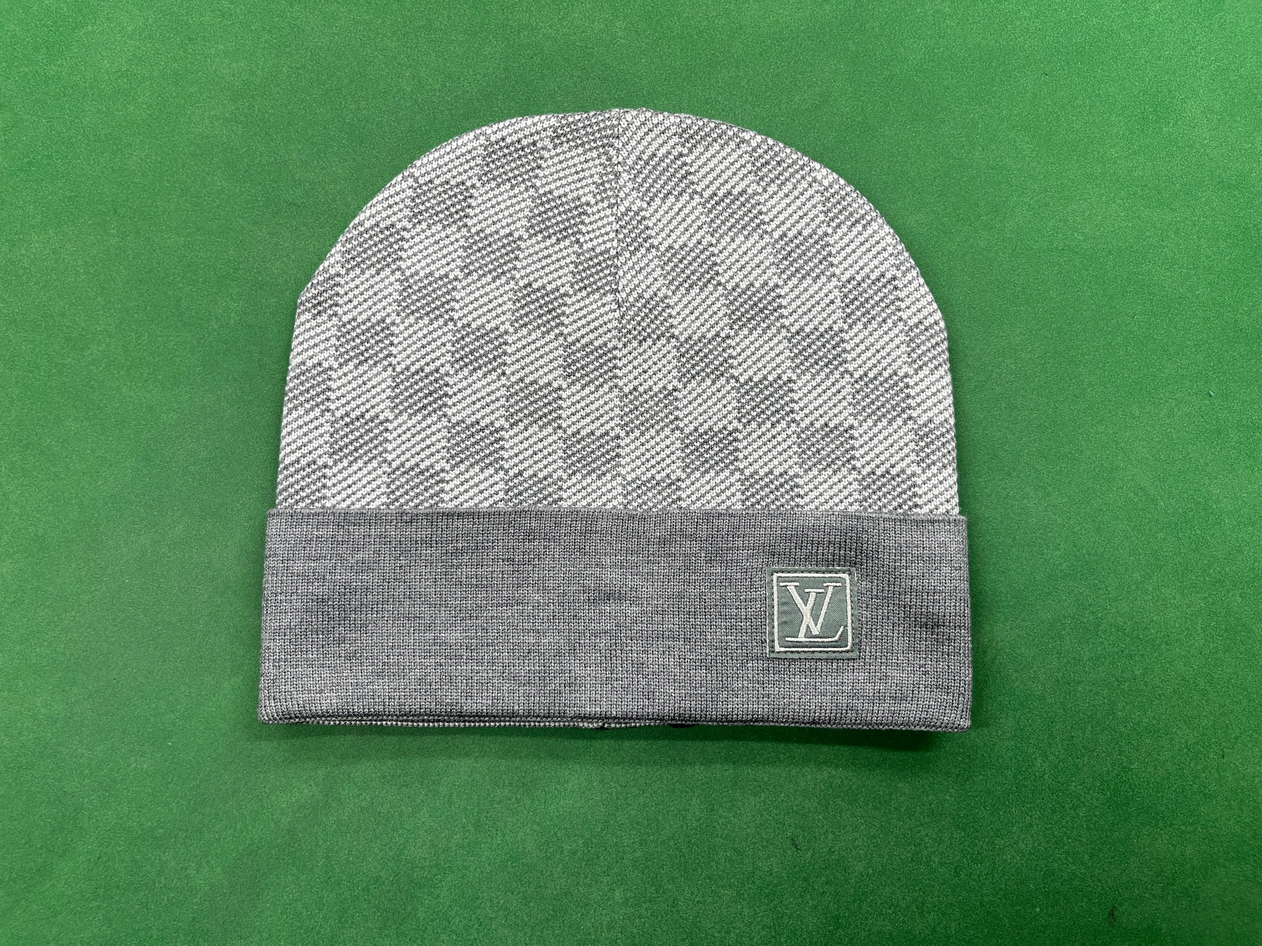 Louis Vuitton Beanie thumbnail 3