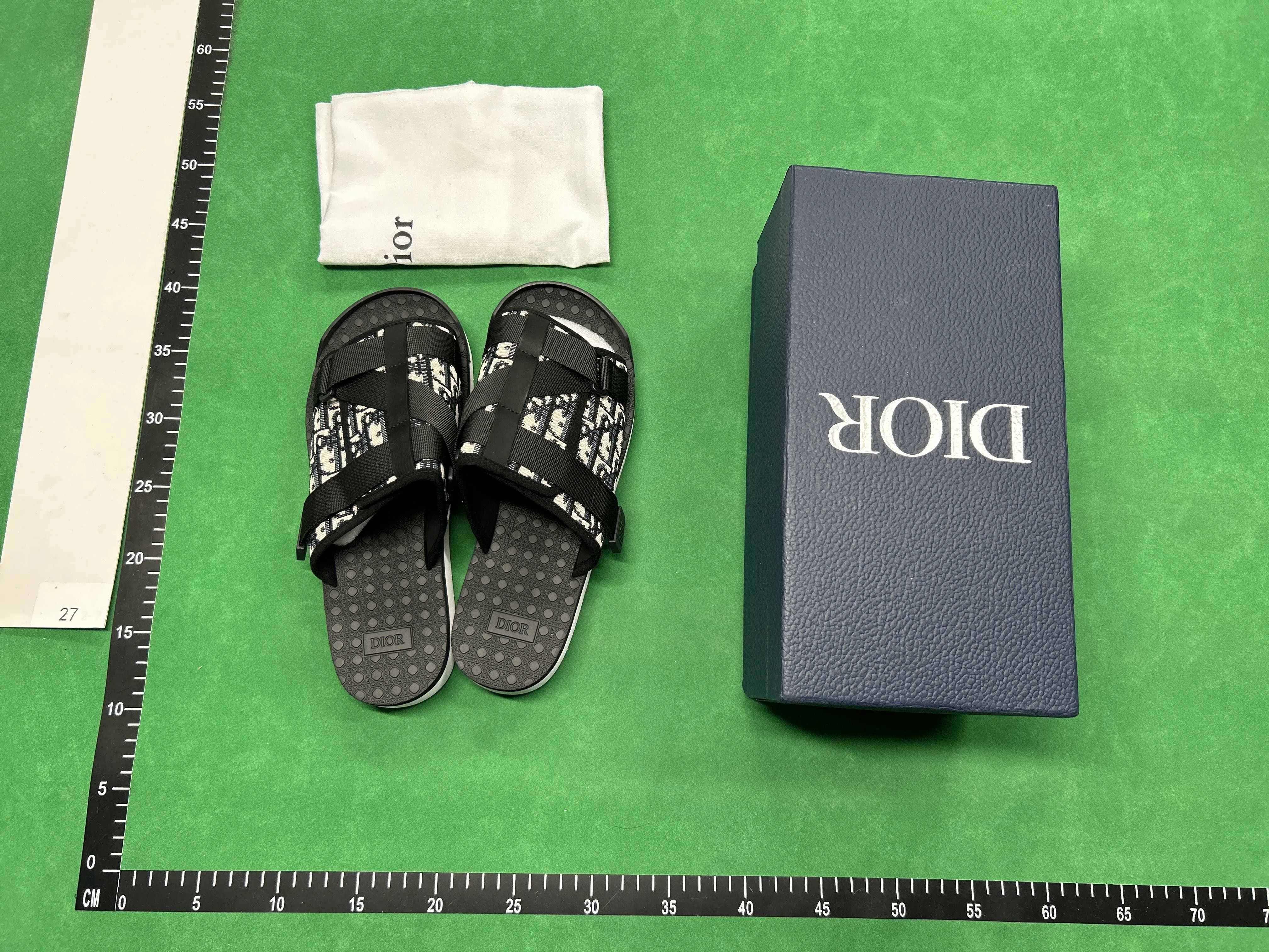 Dior Slides 1:1 thumbnail 2
