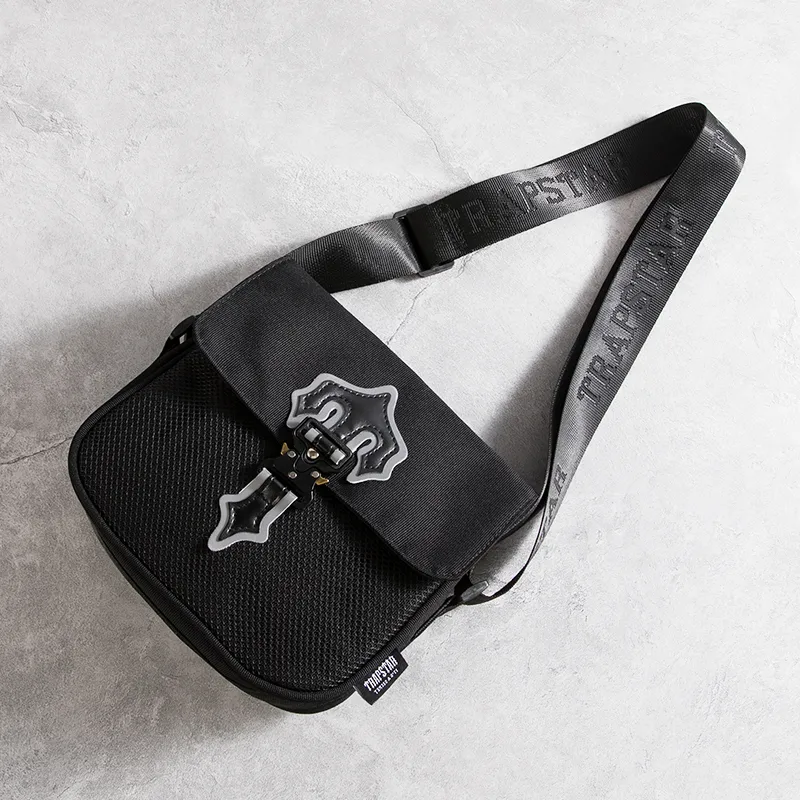 TRAPSTAR COLOURED BAG thumbnail 3