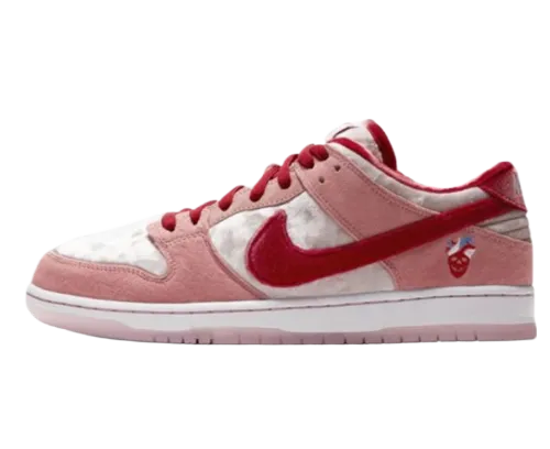 Nike SB Dunk Low StrangeLove Skateboards thumbnail 3