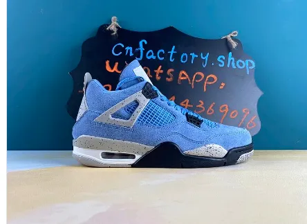 Jordan 4 Retro University Blue thumbnail 2