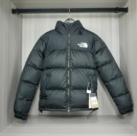 North Face Puffer jacket thumbnail 2