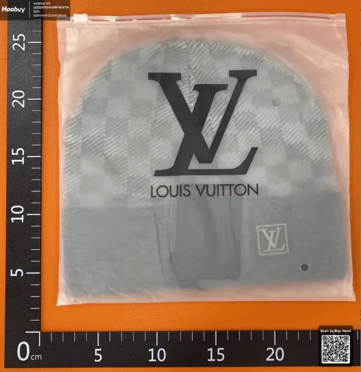 LV Beanie thumbnail 8