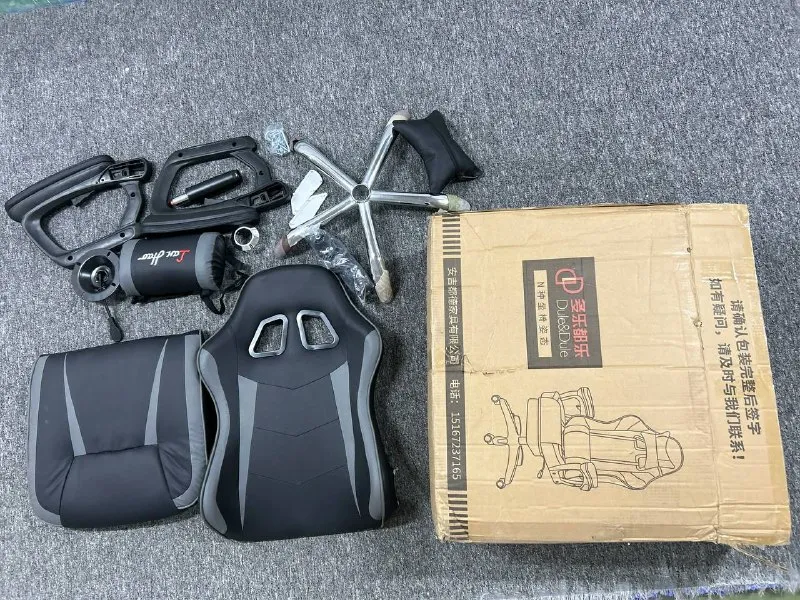 Gaming chair thumbnail 3