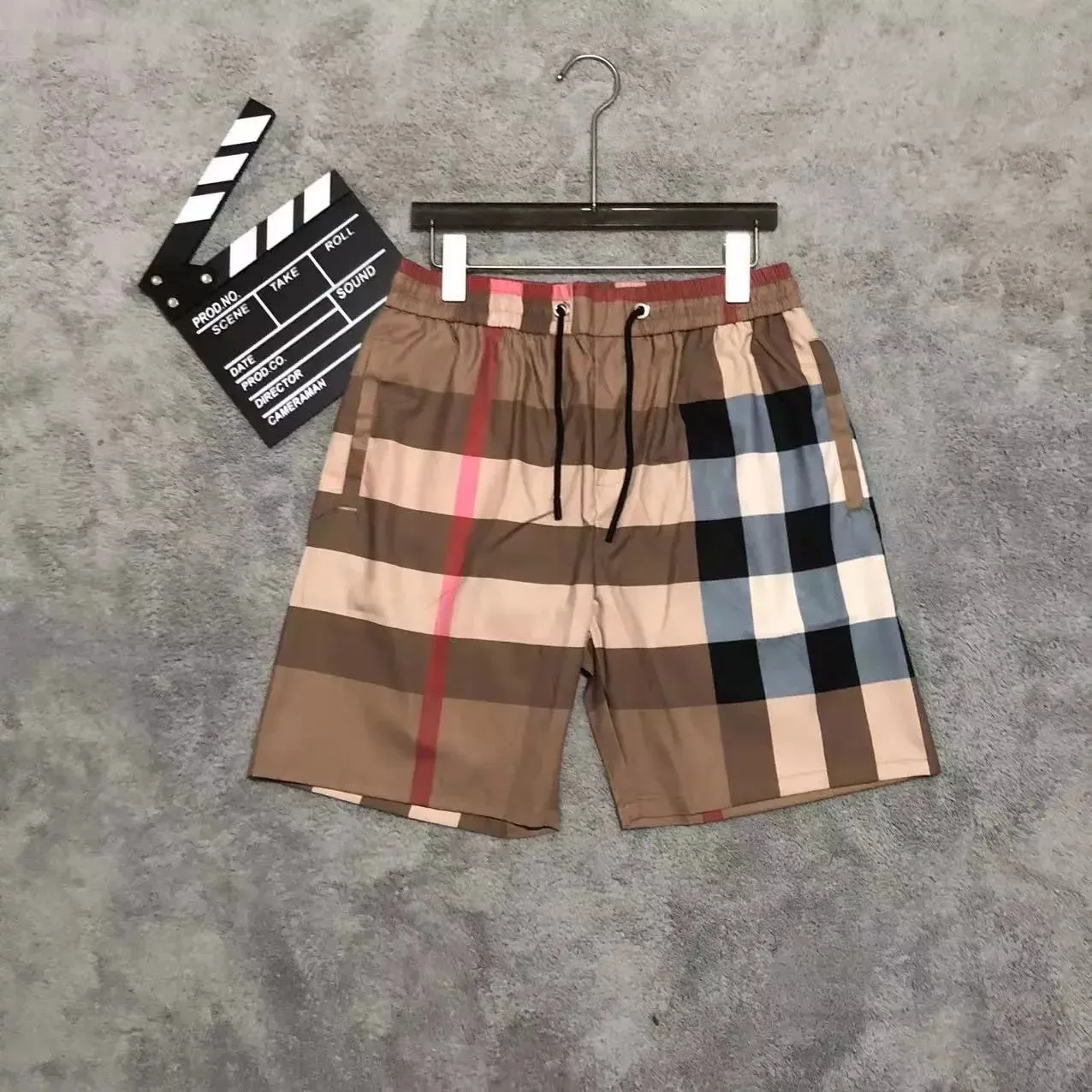 Burberry short s 7 colorways thumbnail 4