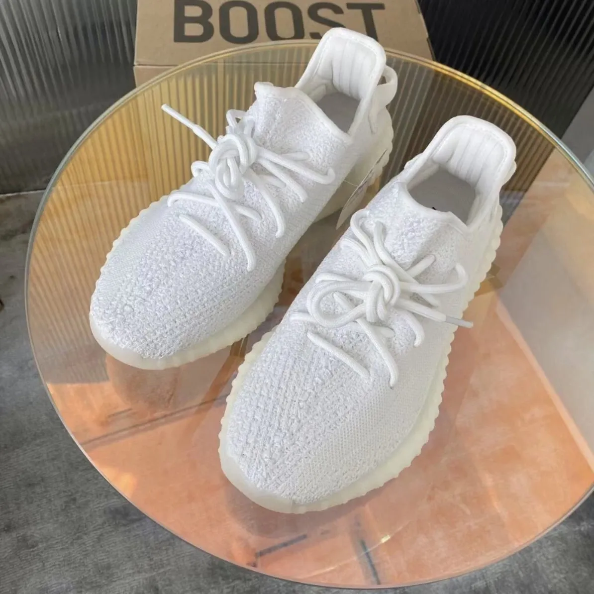 YZY 350 budget batch TO top batch thumbnail 3