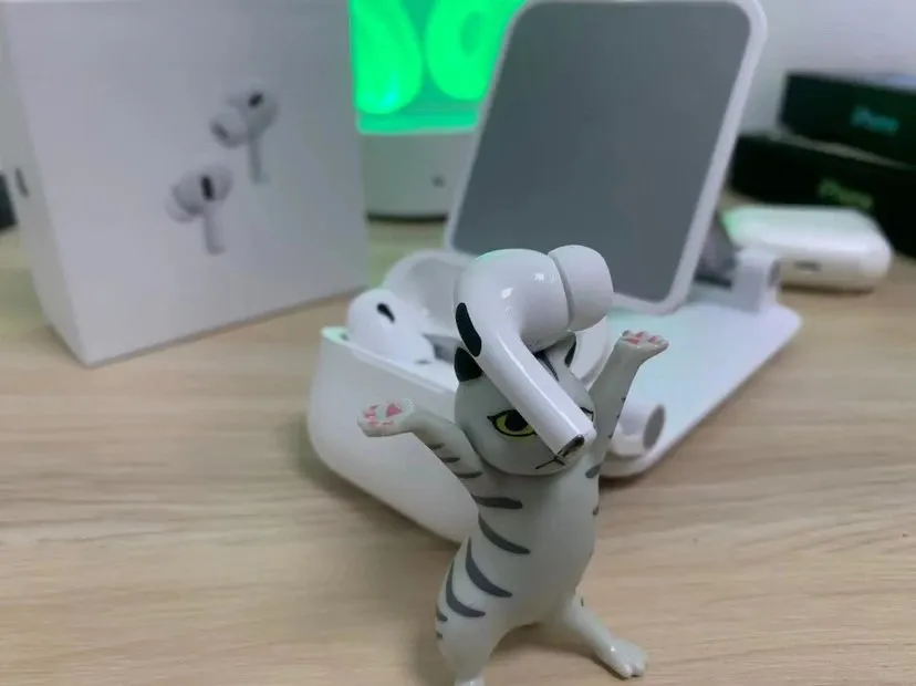 AirPods Pro 2 thumbnail 2